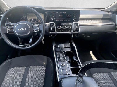 2022 Kia Sorento LX