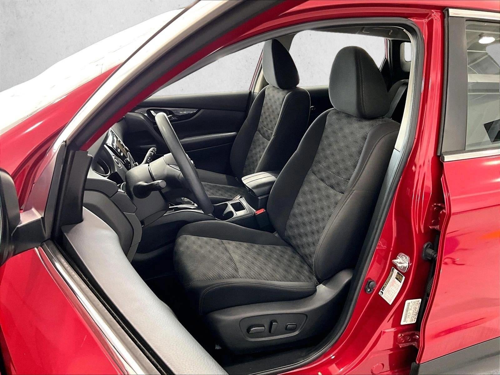 2018 Nissan Rogue Sport SV