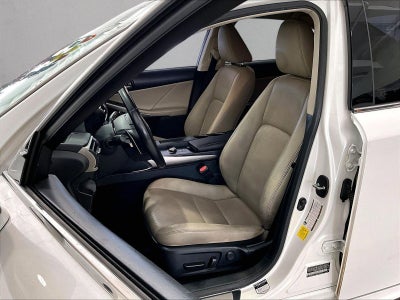 2020 Lexus IS 300 
