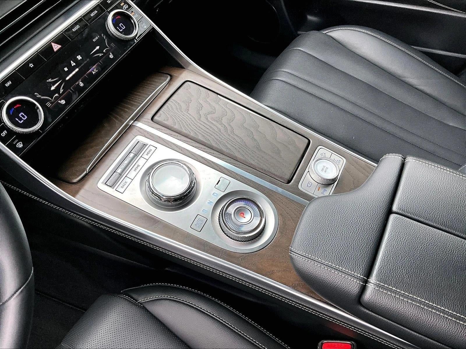 2024 Genesis GV80 Base