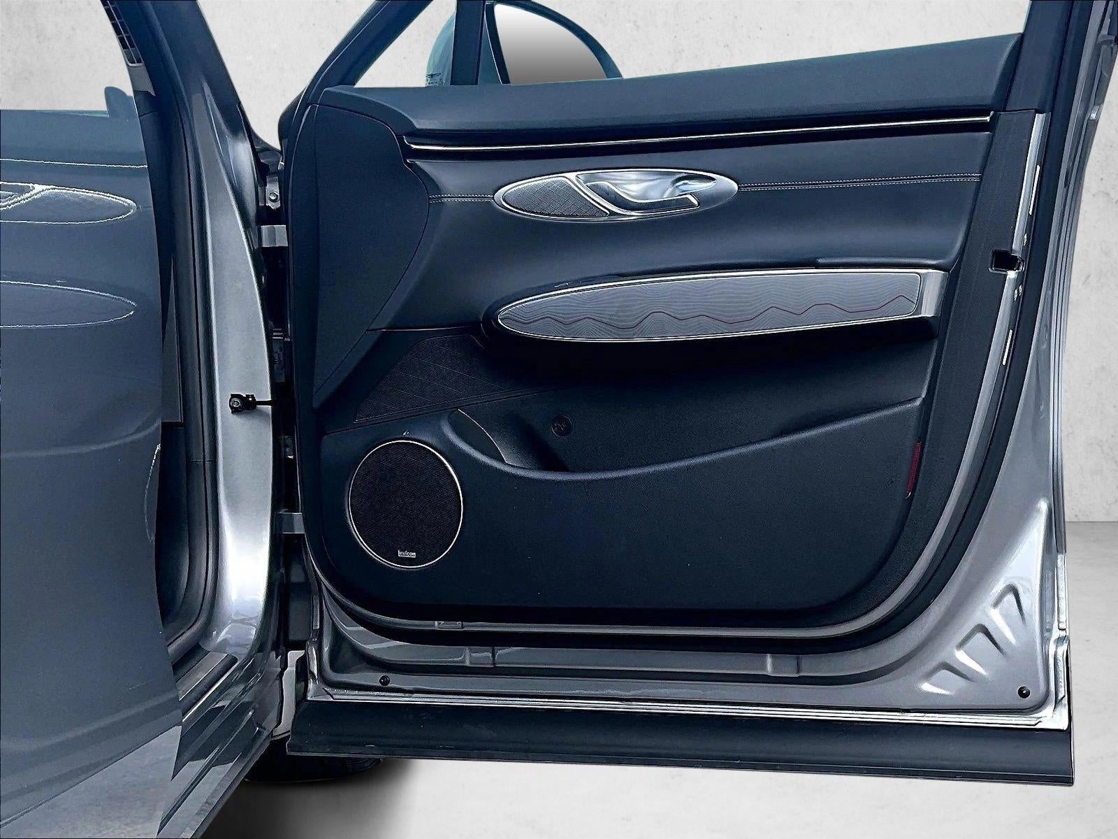 2023 Genesis GV70 2.5T AWD