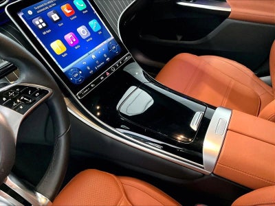 2025 Mercedes-Benz GLC 300 SUV