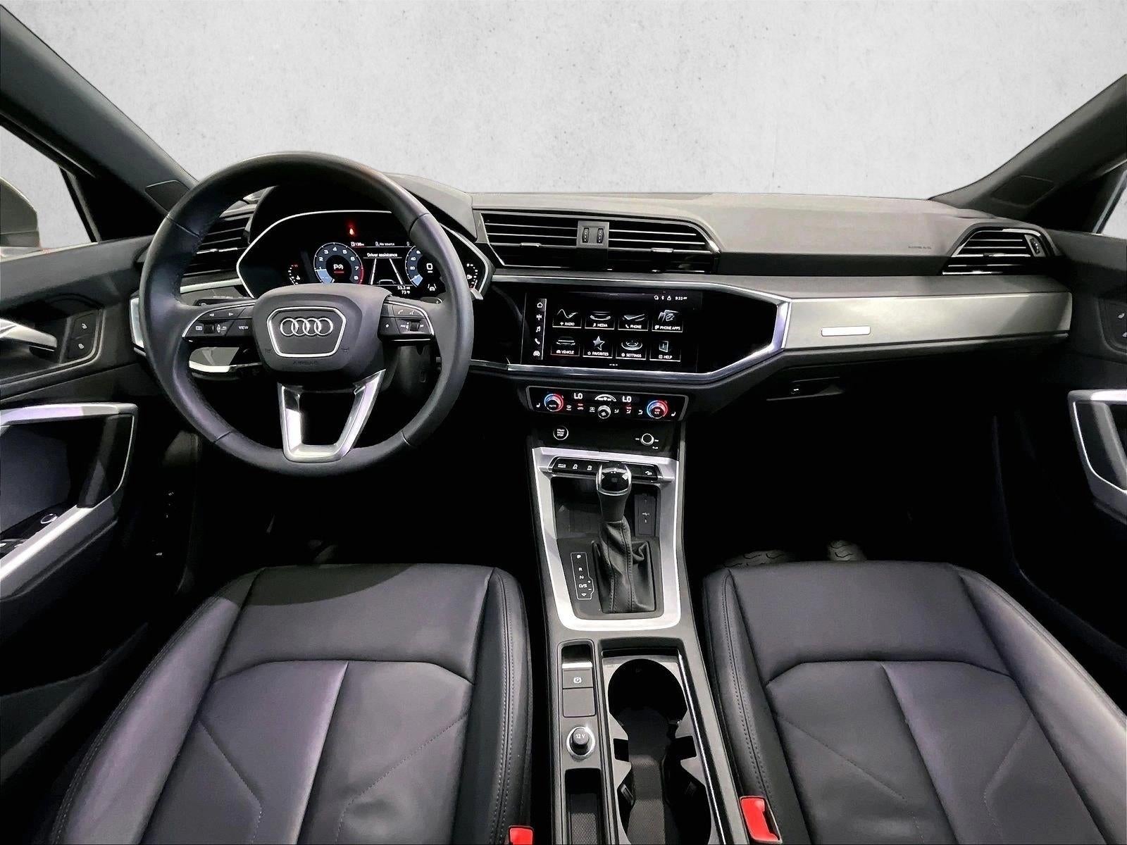 2024 Audi Q3 Premium 45 TFSI S line quattro Tiptronic