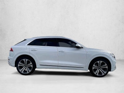 2021 Audi Q8 Premium Plus 55 TFSI quattro Tiptronic