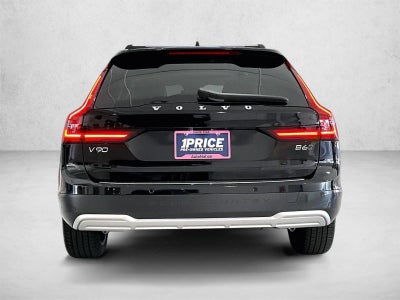 2025 Volvo V90 Cross Country Plus, B6 AWD Gas (mild hybrid)