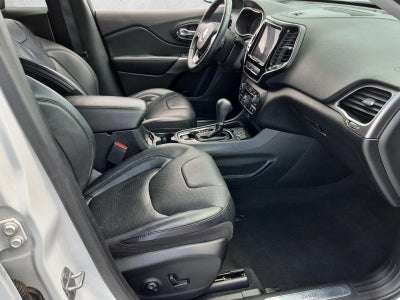 2019 Jeep Cherokee Limited FWD