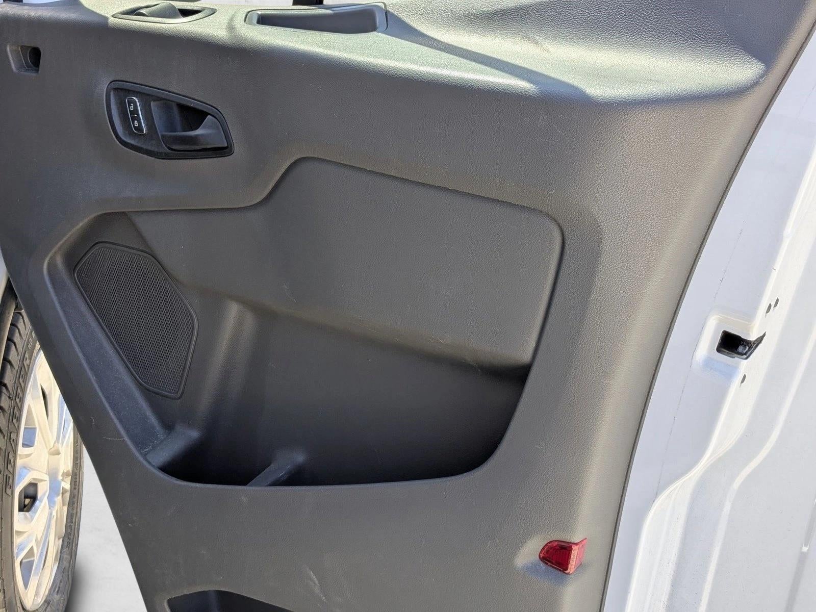 2022 Ford Transit Passenger Wagon XL