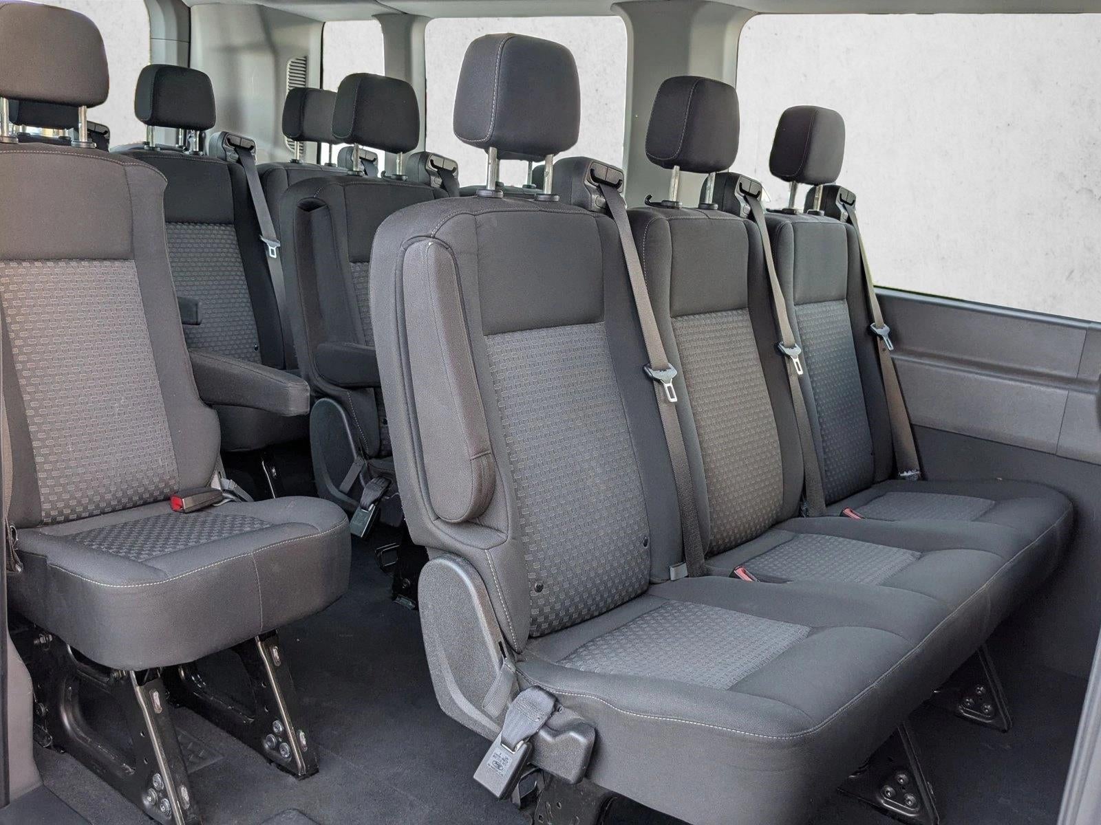 2022 Ford Transit Passenger Wagon XL