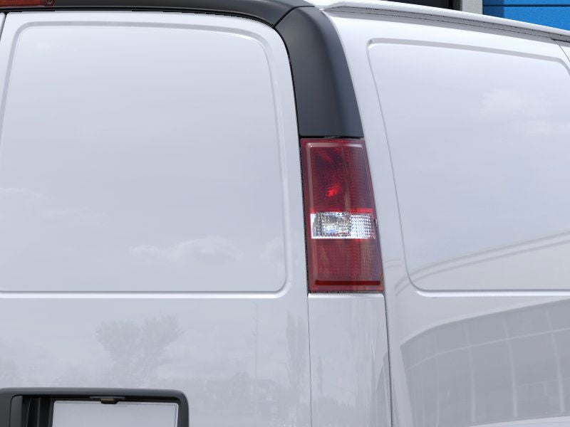 2025 Chevrolet Express Cargo Base