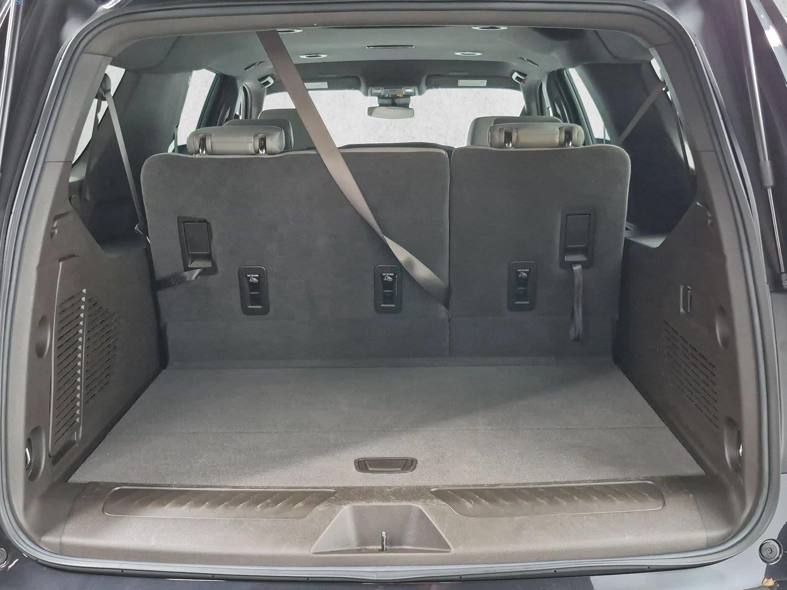 2025 Chevrolet Suburban LS