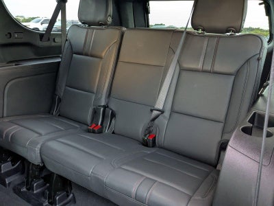 2025 Chevrolet Suburban RST