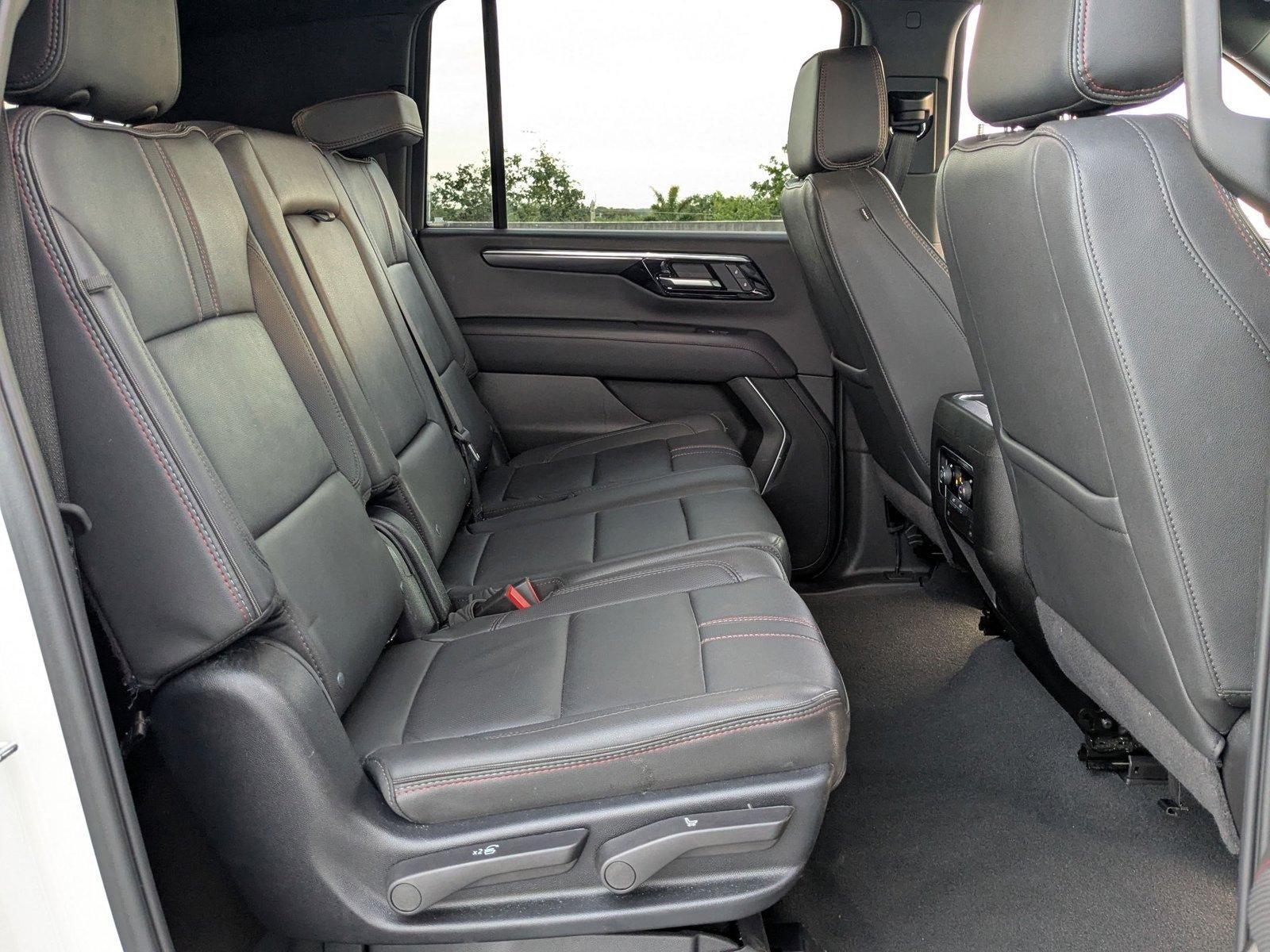 2025 Chevrolet Suburban RST