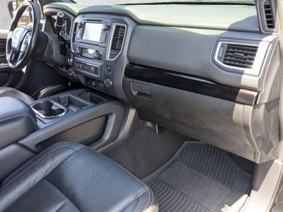 2019 Nissan TITAN SL