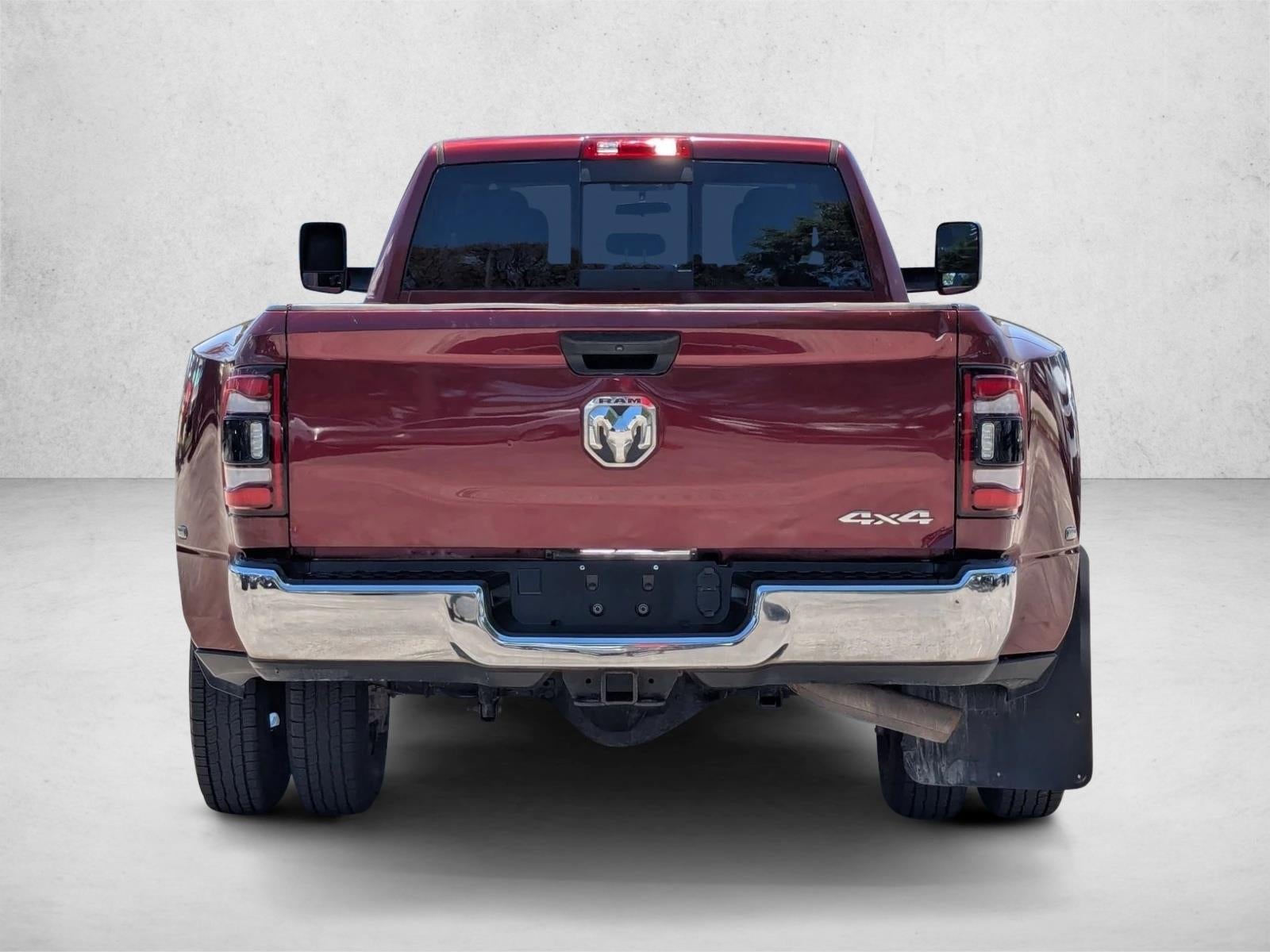 2021 RAM 3500 Tradesman Crew Cab 4x4 8' Box