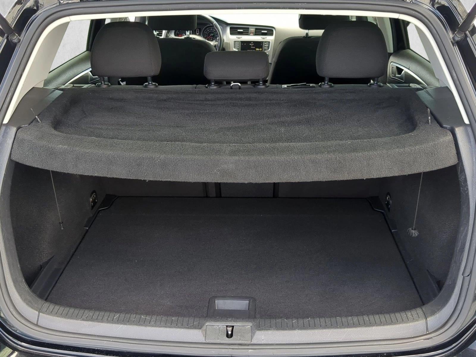 2017 Volkswagen Golf TSI S 4-Door