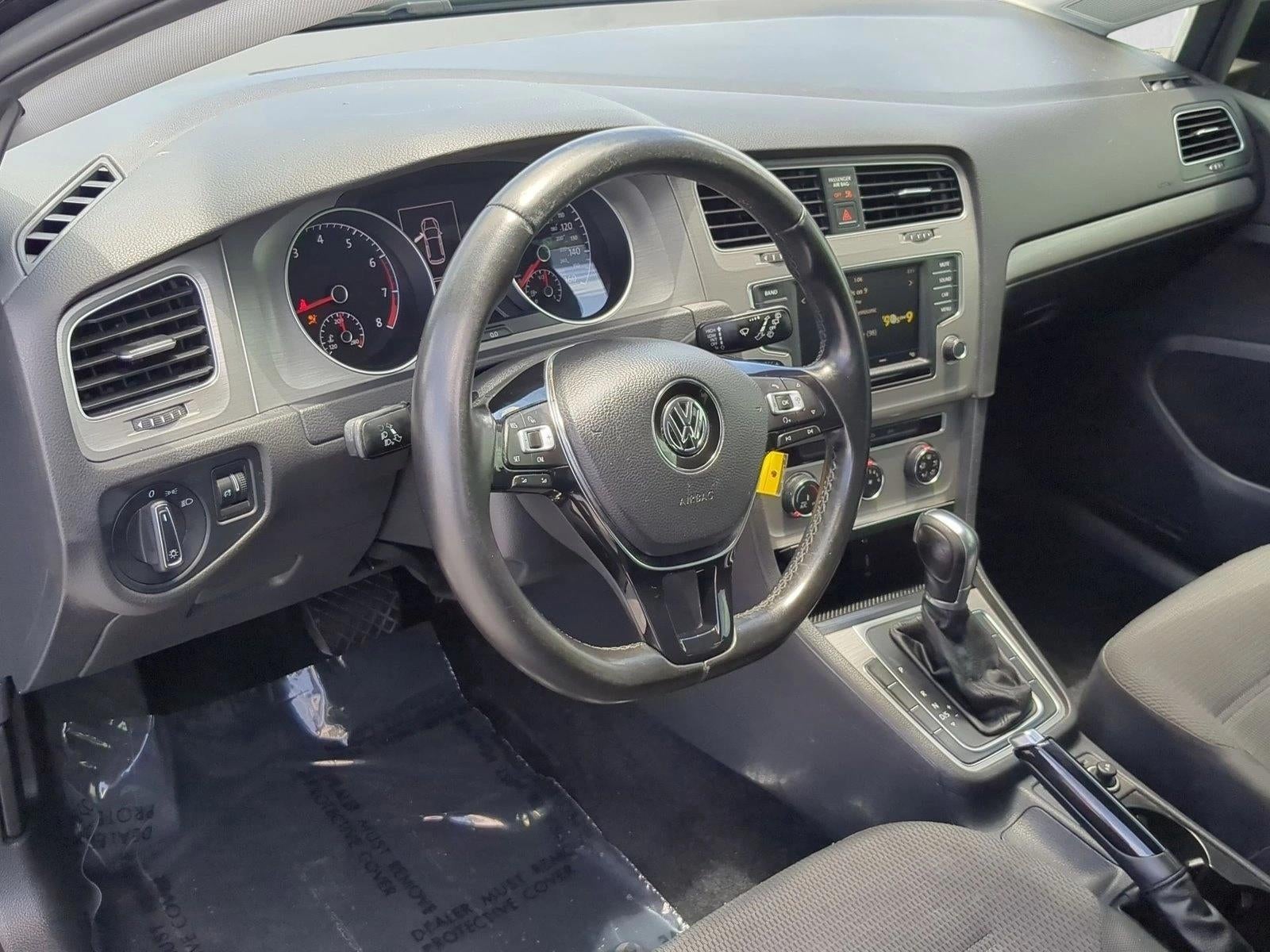 2017 Volkswagen Golf TSI S 4-Door