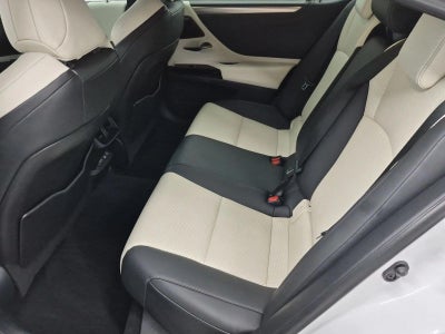 2024 Lexus ES 350 F SPORT Handling