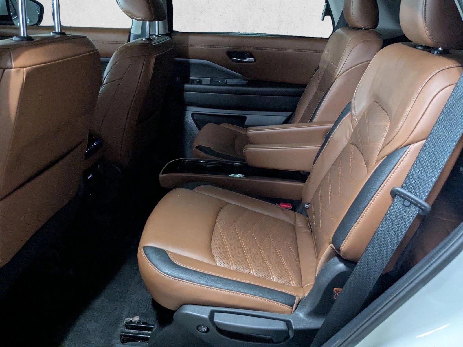 2022 Nissan Pathfinder Platinum 2WD