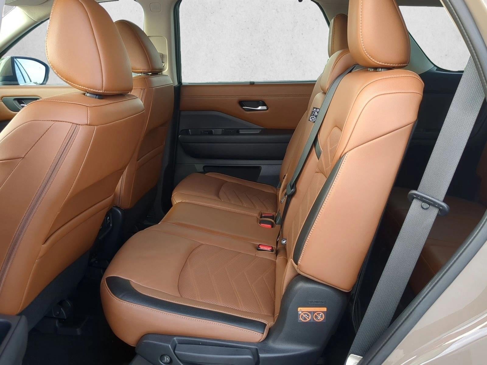 2023 Nissan Pathfinder Platinum 4WD