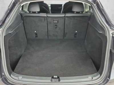 2024 Tesla Model Y Base