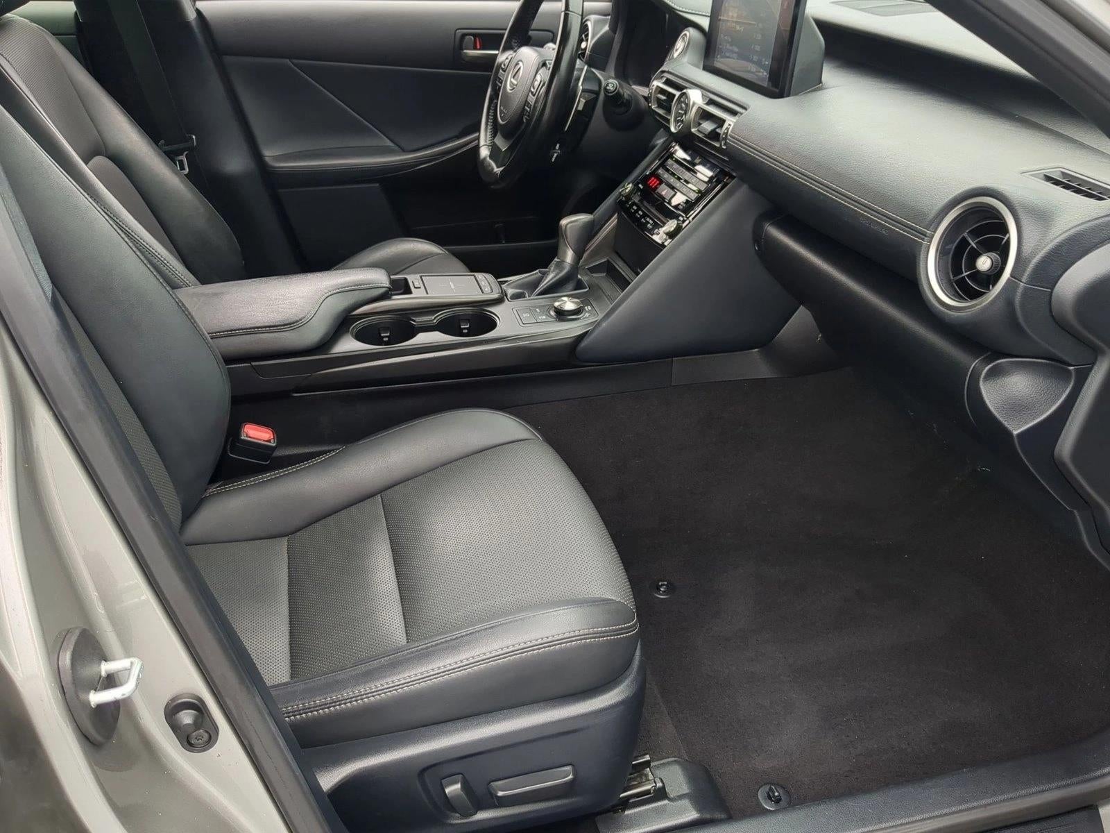 2021 Lexus IS 300 