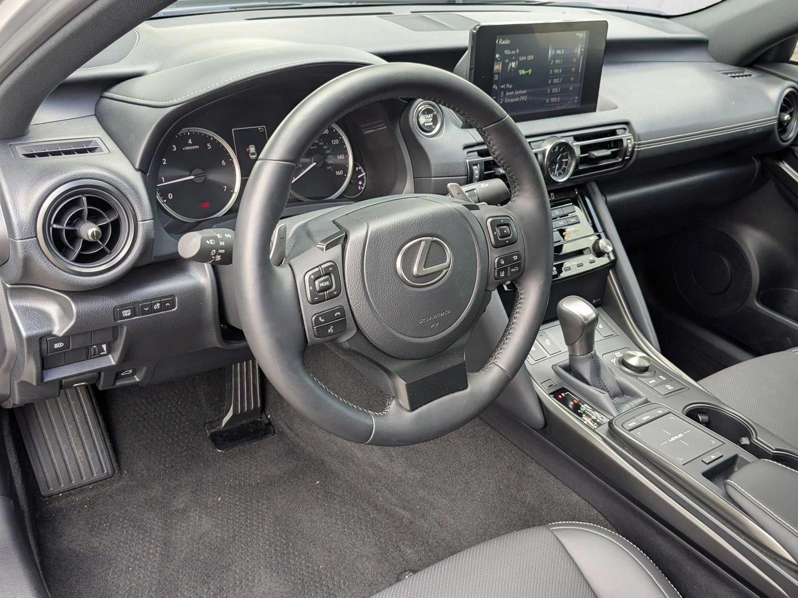 2025 Lexus IS IS 350 F SPORT Design