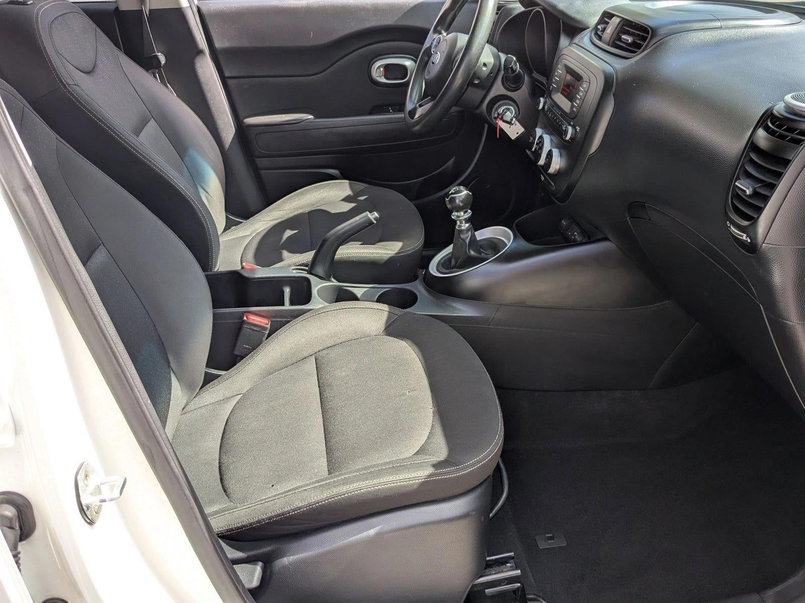 2016 Kia Soul Base