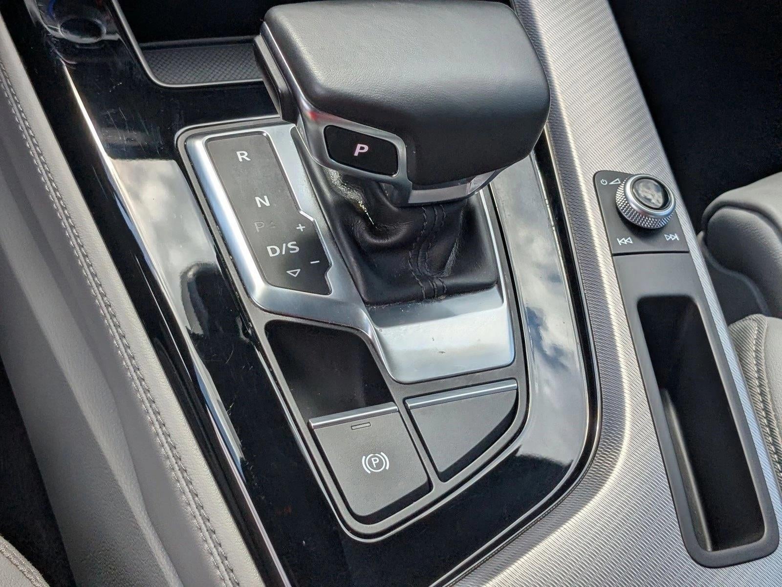 2022 Audi A4 Sedan S line Premium Plus