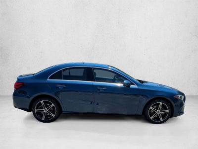 2019 Mercedes-Benz A 220 A 220