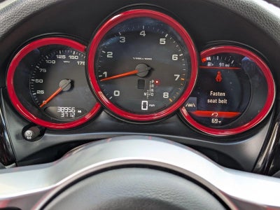 2021 Porsche Macan Base