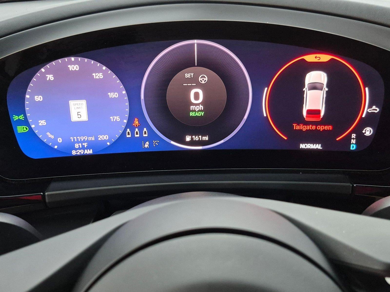 2025 Porsche Macan Electric 4S
