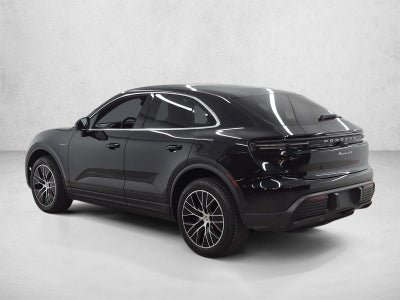 2025 Porsche Macan Electric 4S