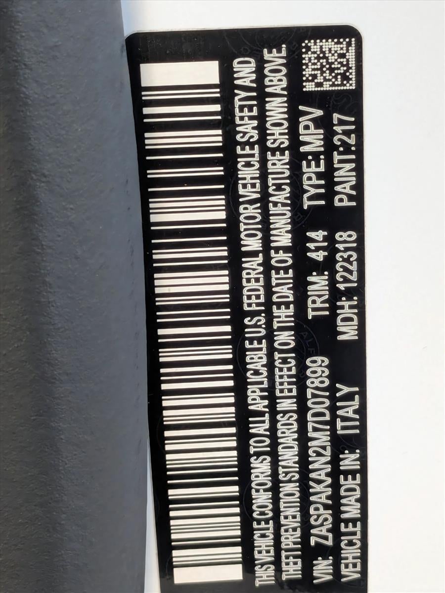 2021 Alfa Romeo Stelvio Base