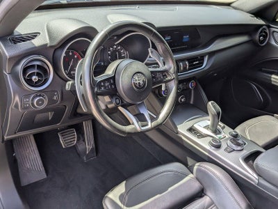 2022 Alfa Romeo Stelvio Veloce