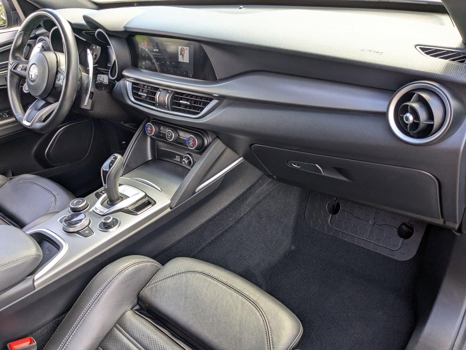 2022 Alfa Romeo Stelvio Veloce