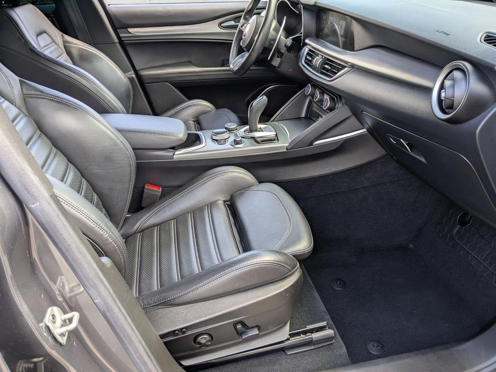 2022 Alfa Romeo Stelvio Veloce