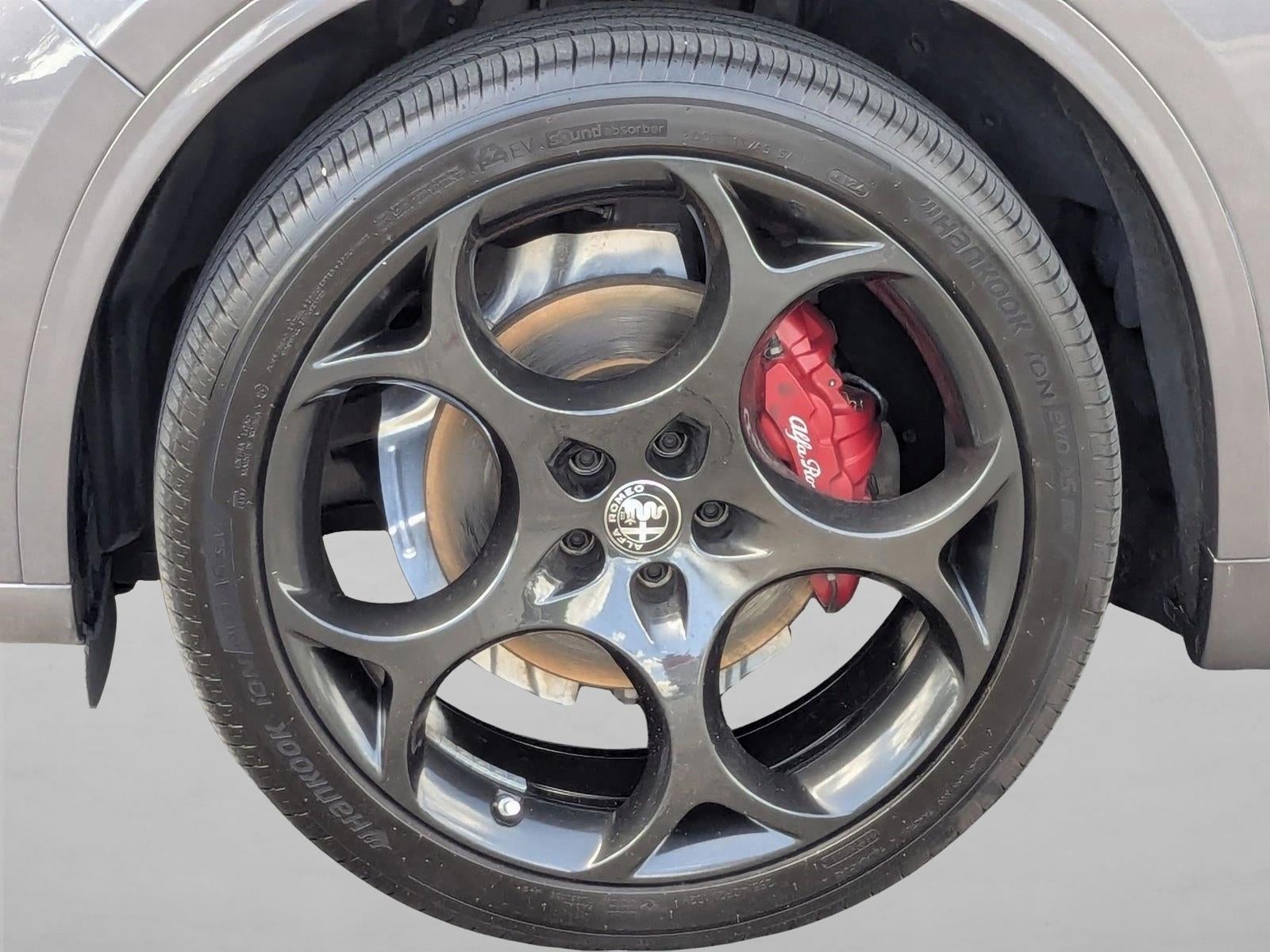 2022 Alfa Romeo Stelvio Veloce
