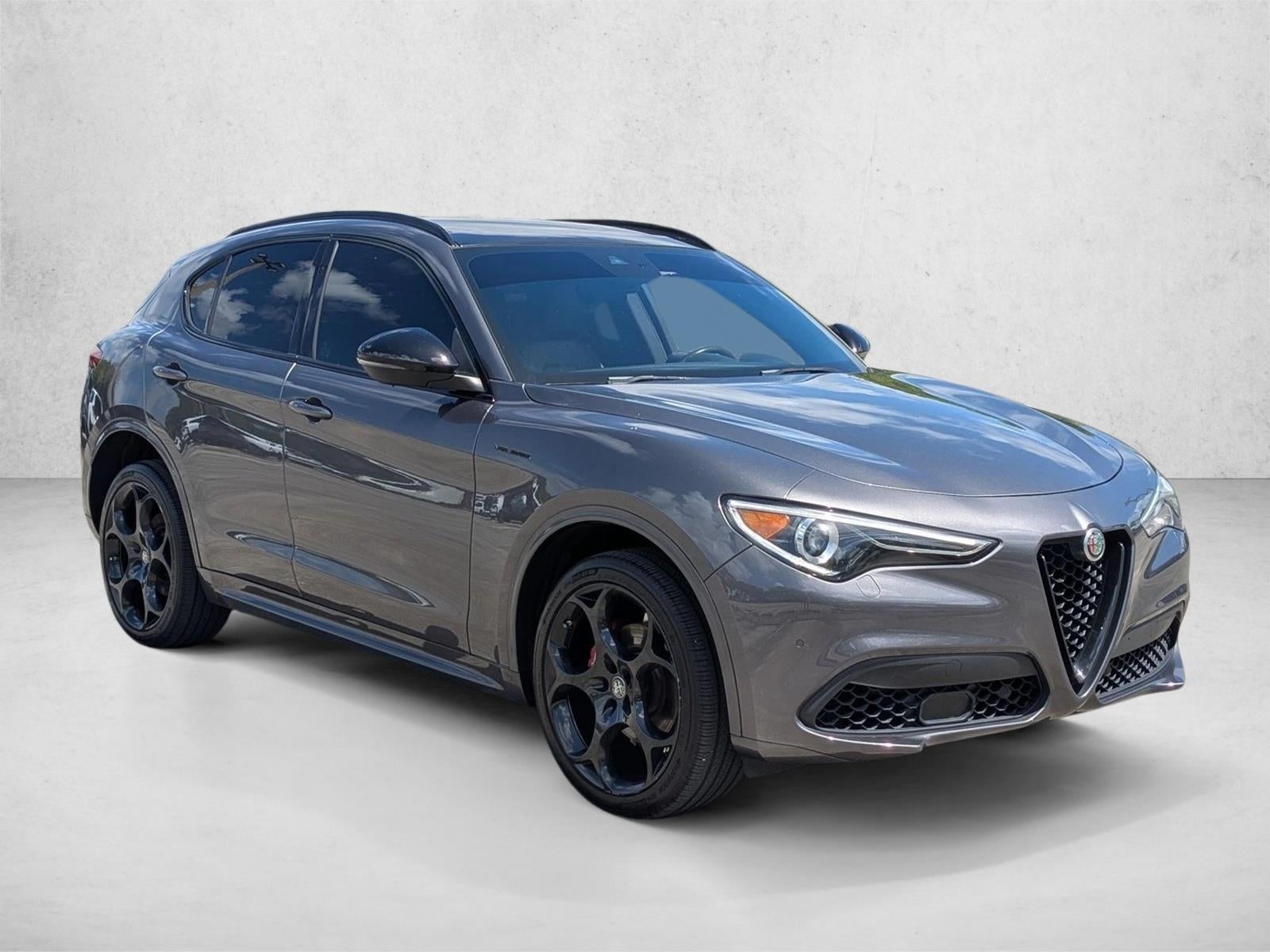 2022 Alfa Romeo Stelvio Veloce