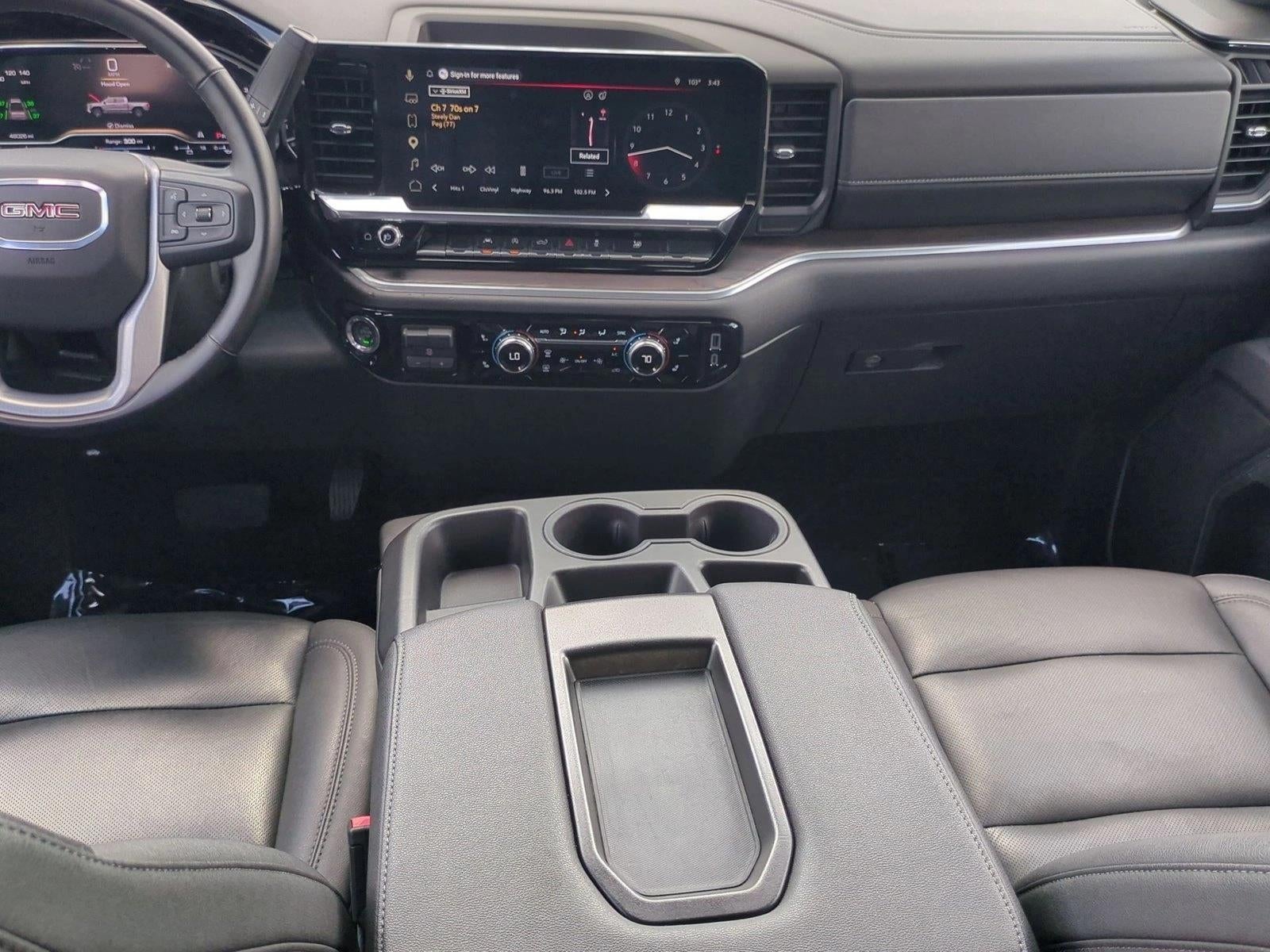 2025 GMC Sierra 1500 SLT