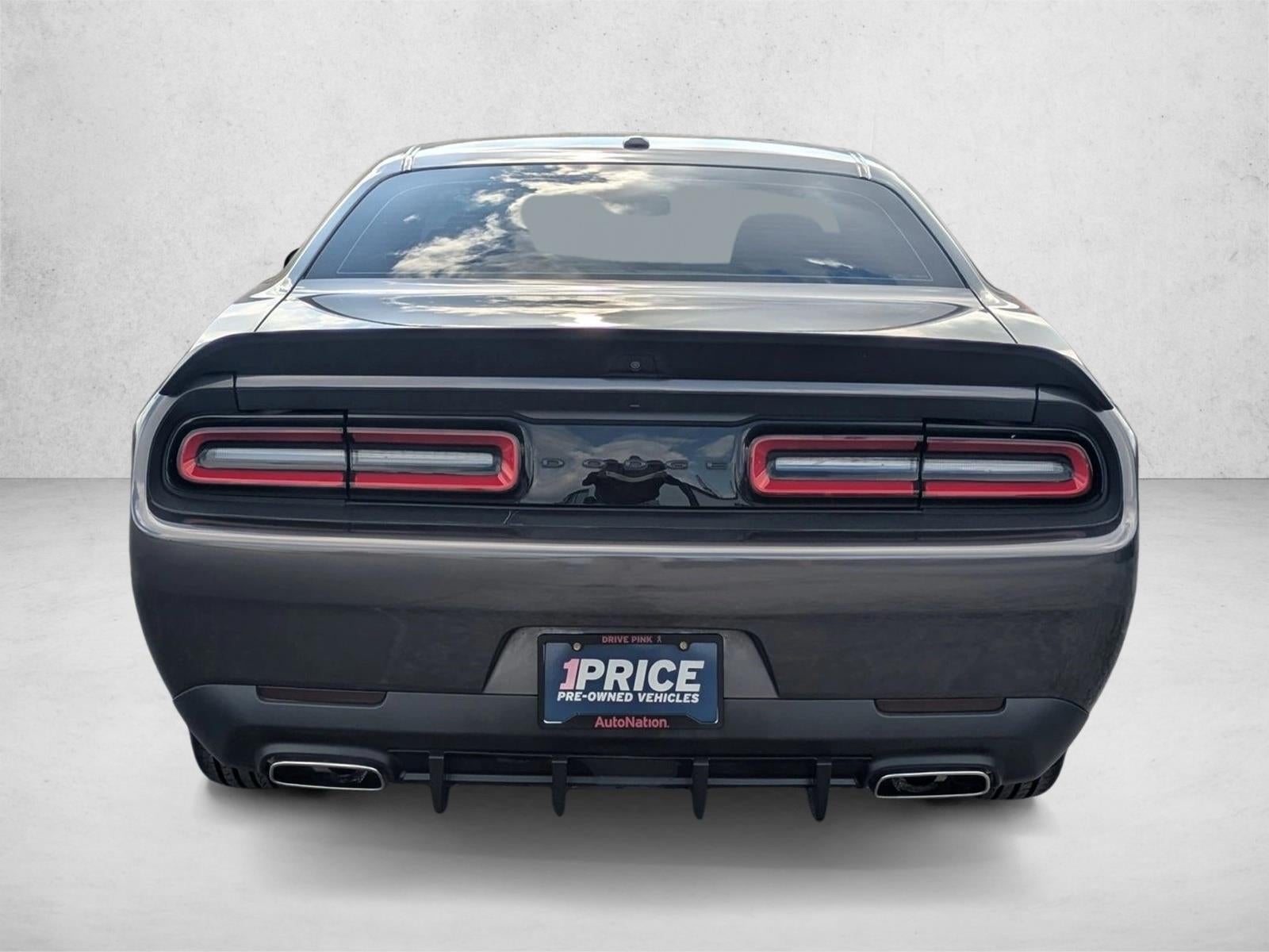 2022 Dodge Challenger SXT