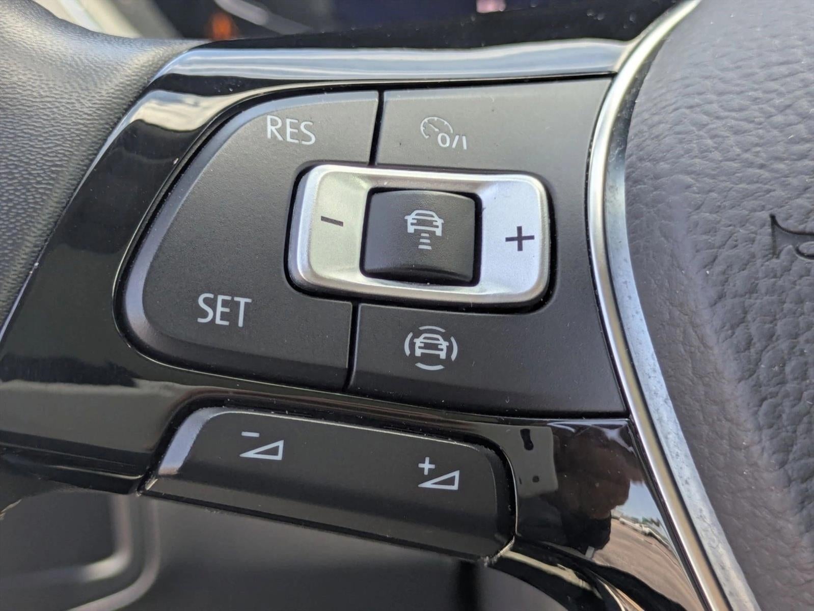 2021 Volkswagen Tiguan 2.0T SEL