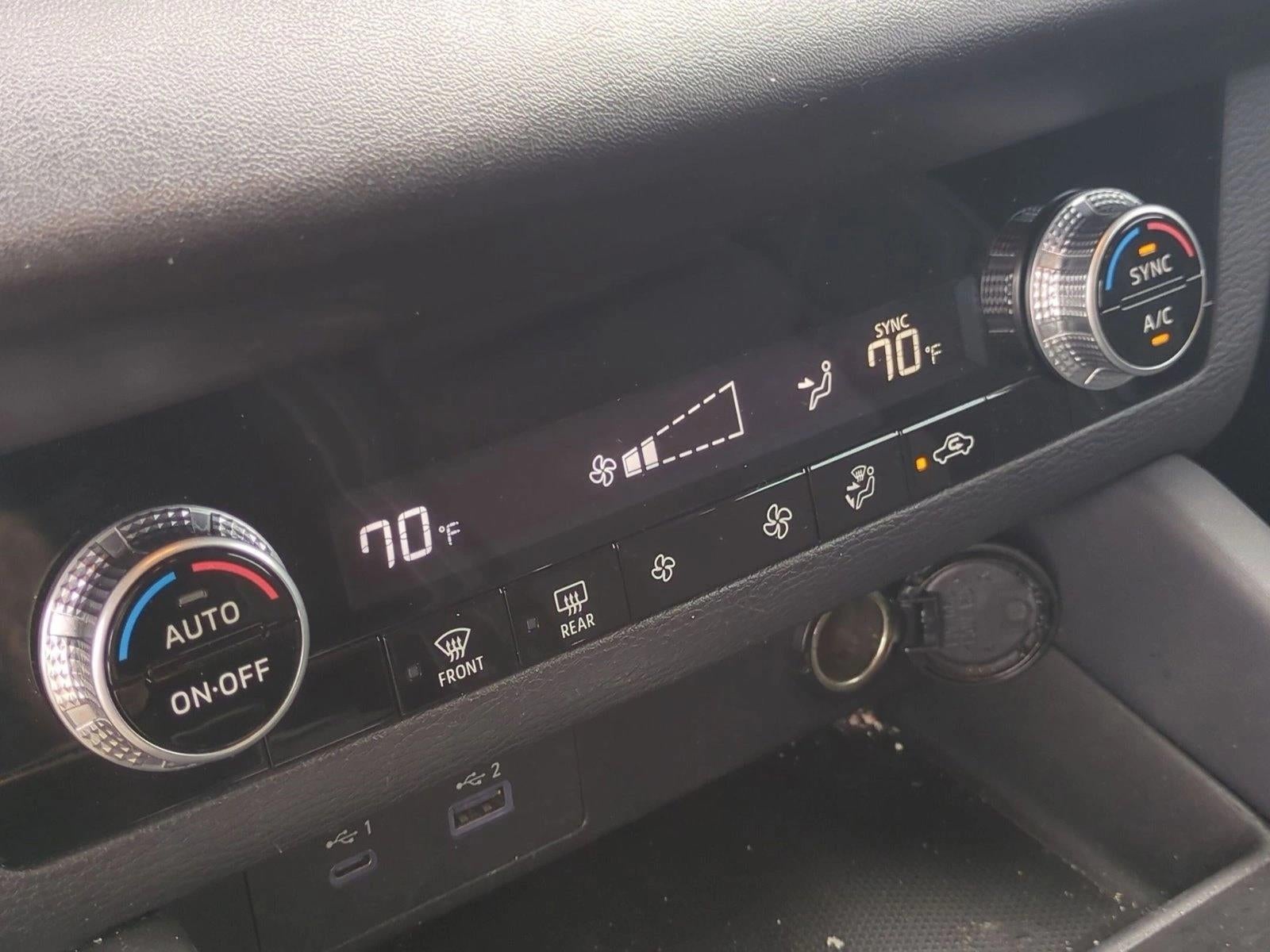 2022 Mitsubishi Outlander ES