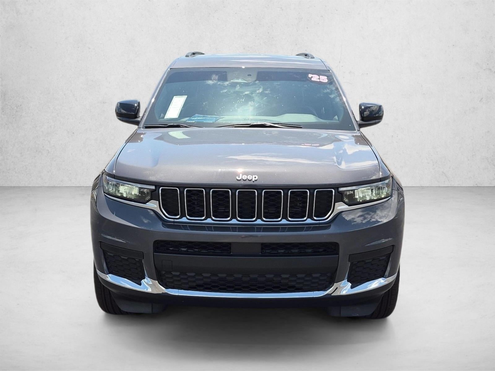 2025 Jeep Grand Cherokee L Laredo 4x4