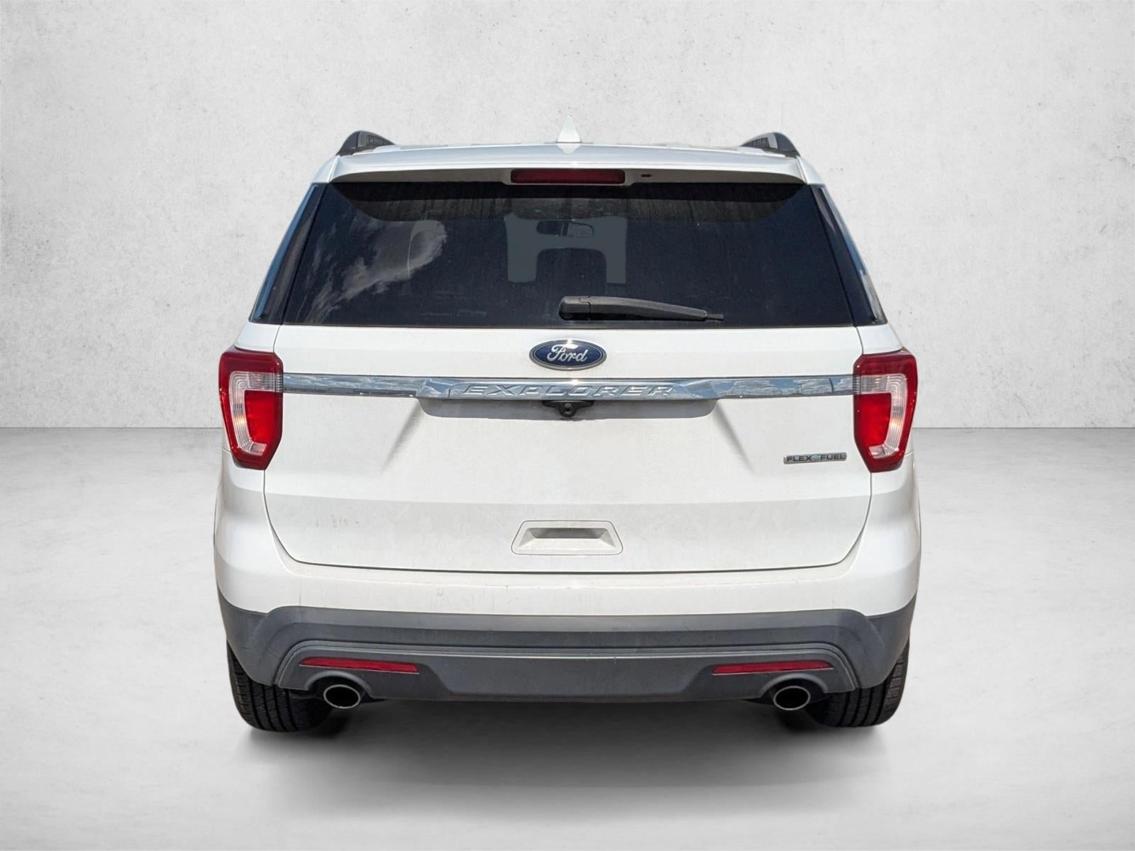 2016 Ford Explorer Base