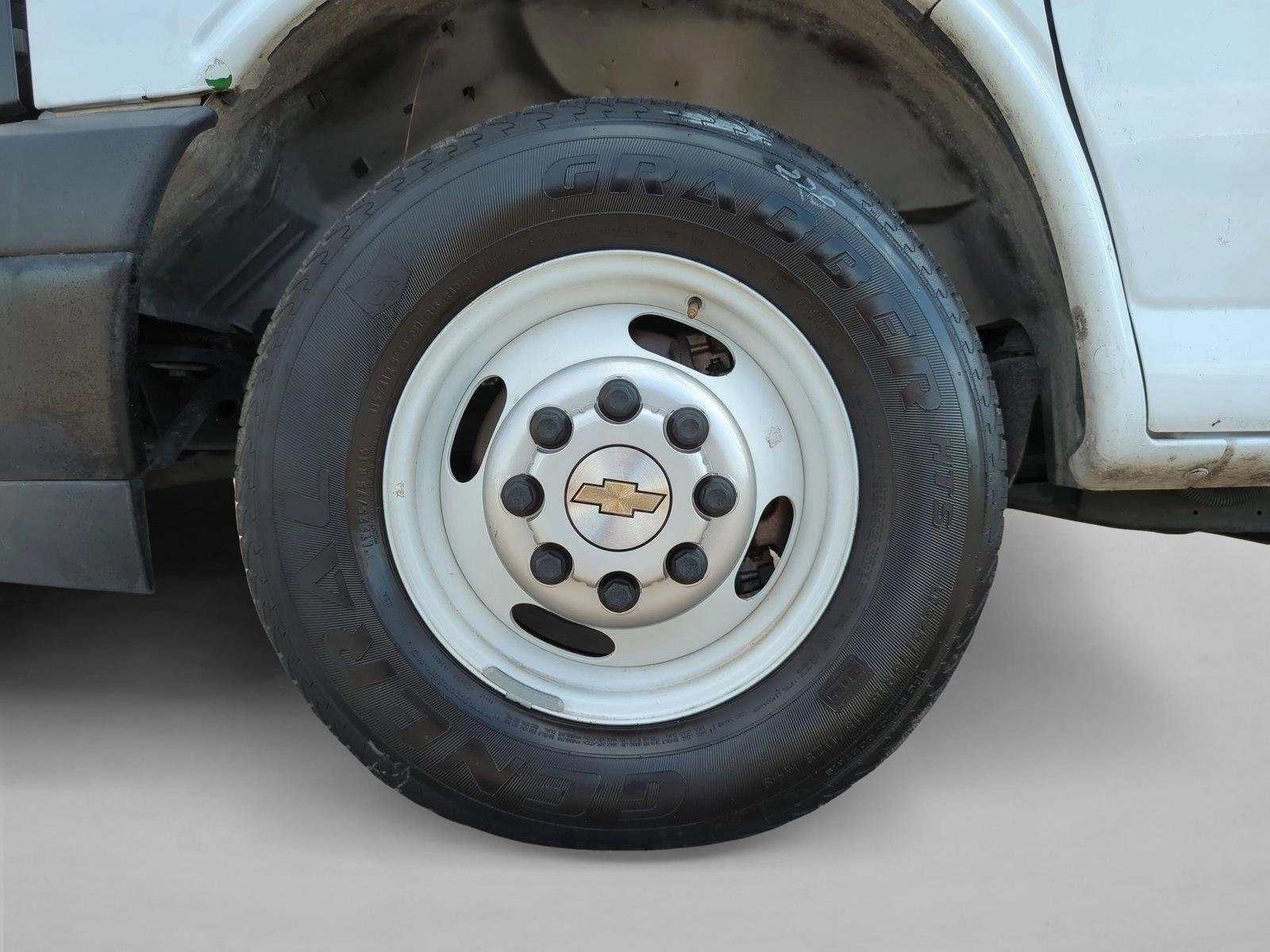 2024 Chevrolet Express Cutaway 3500 Base