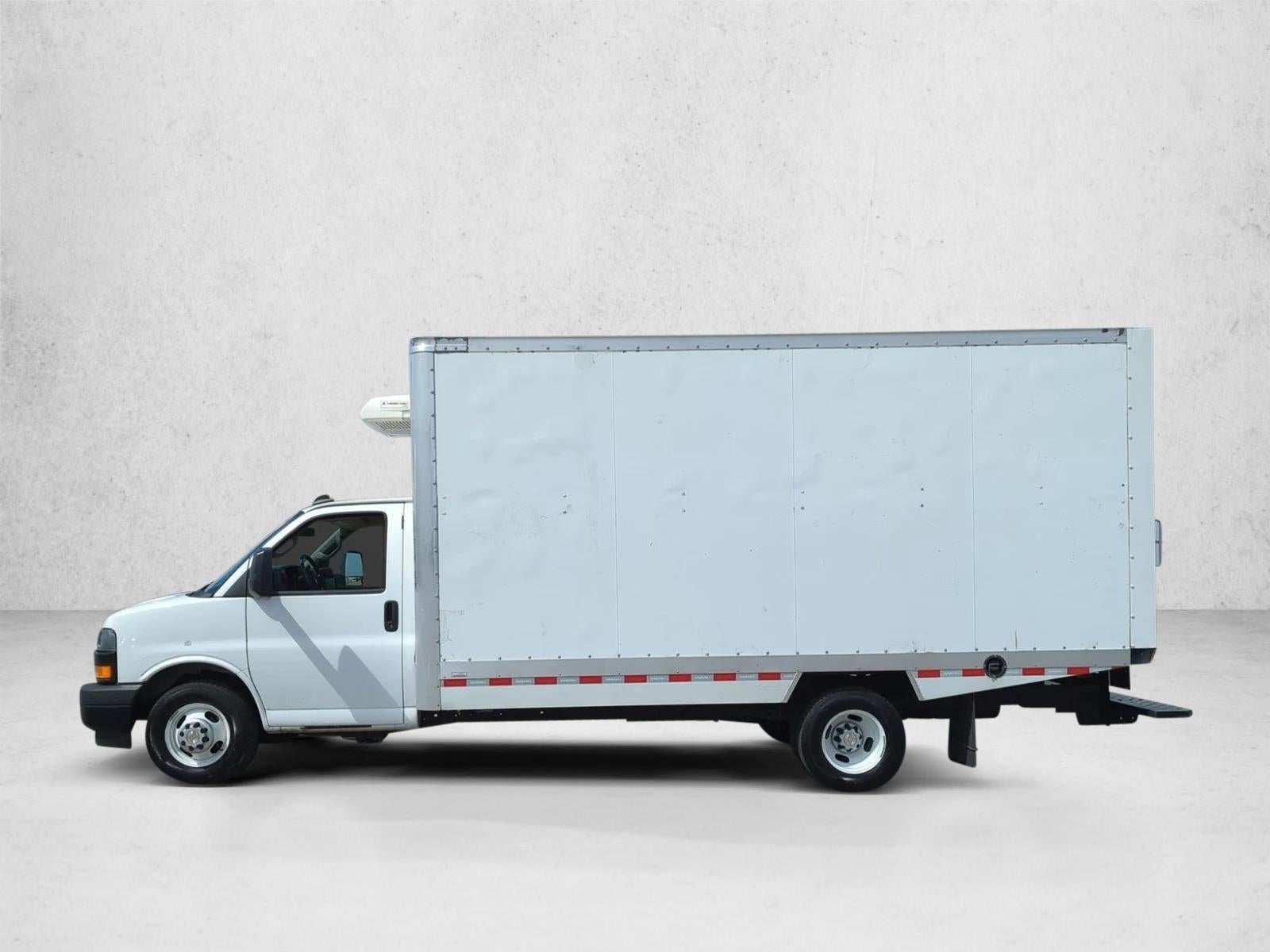 2024 Chevrolet Express Cutaway 3500 Base