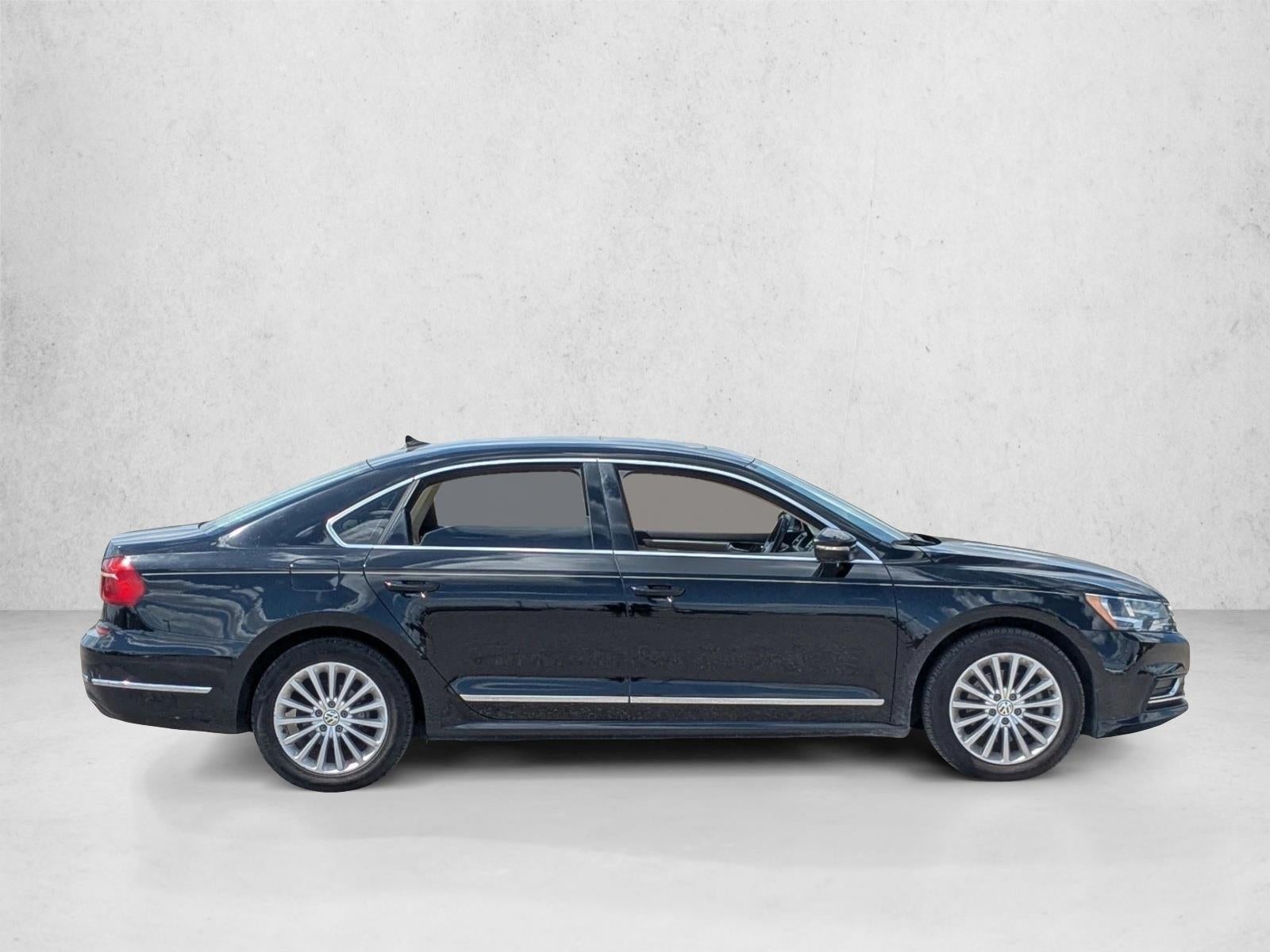 2016 Volkswagen Passat 1.8T SE