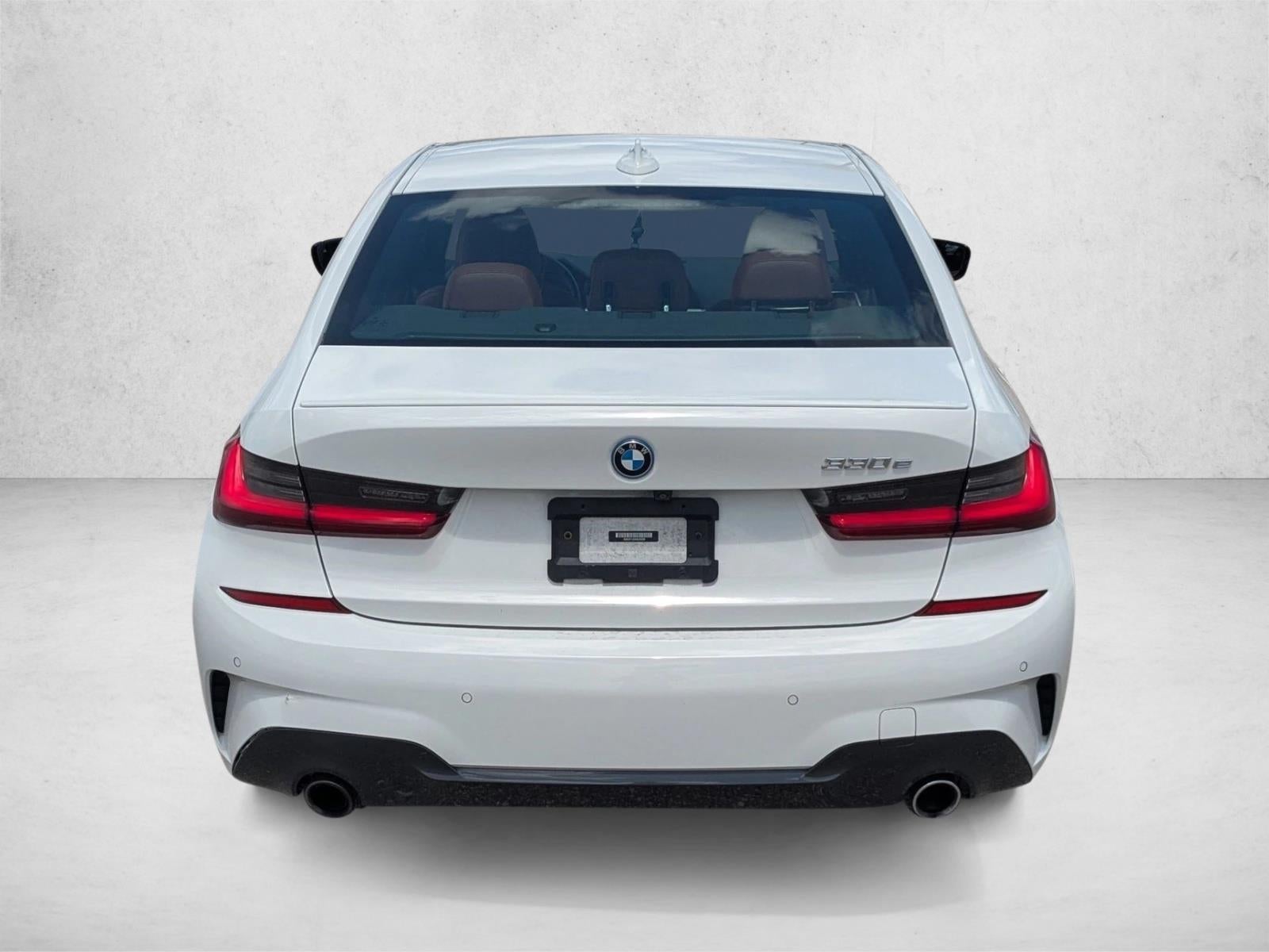 2022 BMW 330e 330e