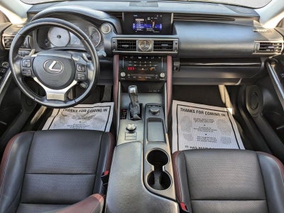 2017 Lexus IS 