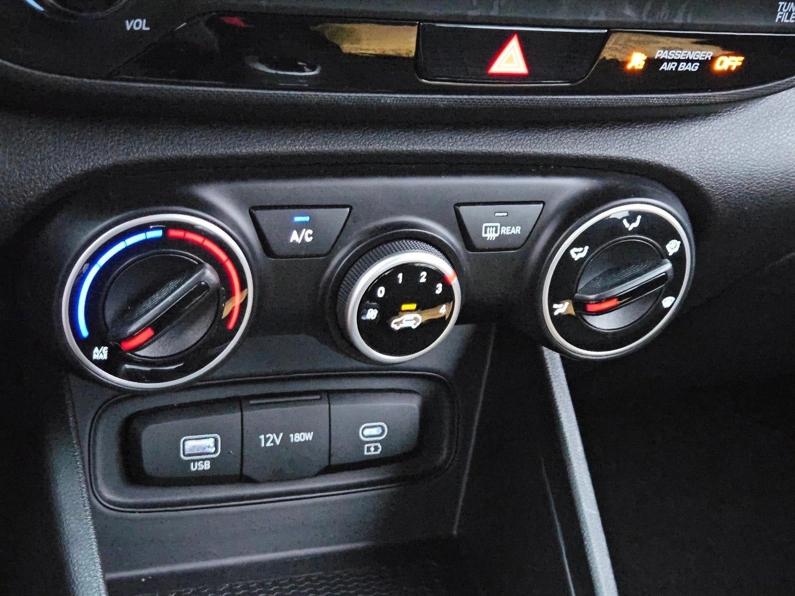 2023 Hyundai Venue SE